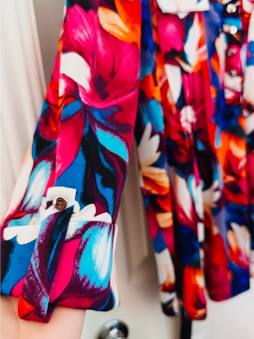 Cocomo Vibrant Floral Button-Front Blouse in Red, Blue, White - Picture 3 of 3